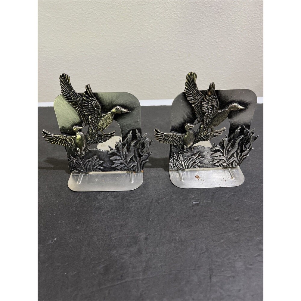 Pewter 3D Mallard Ducks In Flight Metal Bookends Hunting Lodge Mancave Vintage